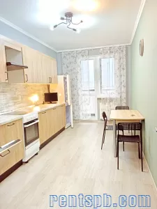 Сдам квартиру в новом доме ЖК Комендантский  все новое Парашютная ул