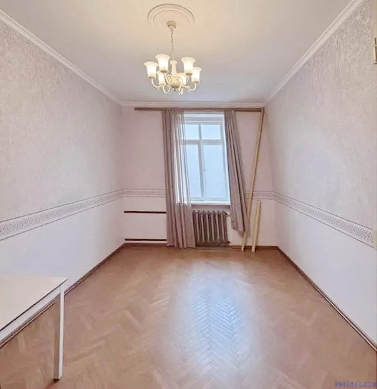Продается комната Бабушкина 42 к 2 у метро Ломоносовская /18.0 м²