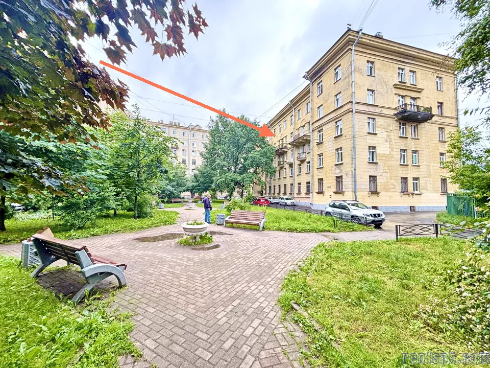 Продается комната Бабушкина 42 к 2 у метро Ломоносовская /18.0 м²