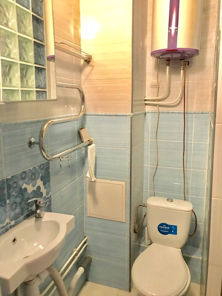 near metro Zvezdnaya  for 1-4 person - 25 -40 dollar/day
