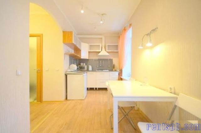 Сдам квартиру  посуточно     
Студия  26 м²  на 3 этаже  3-этажного кирпичного дома
