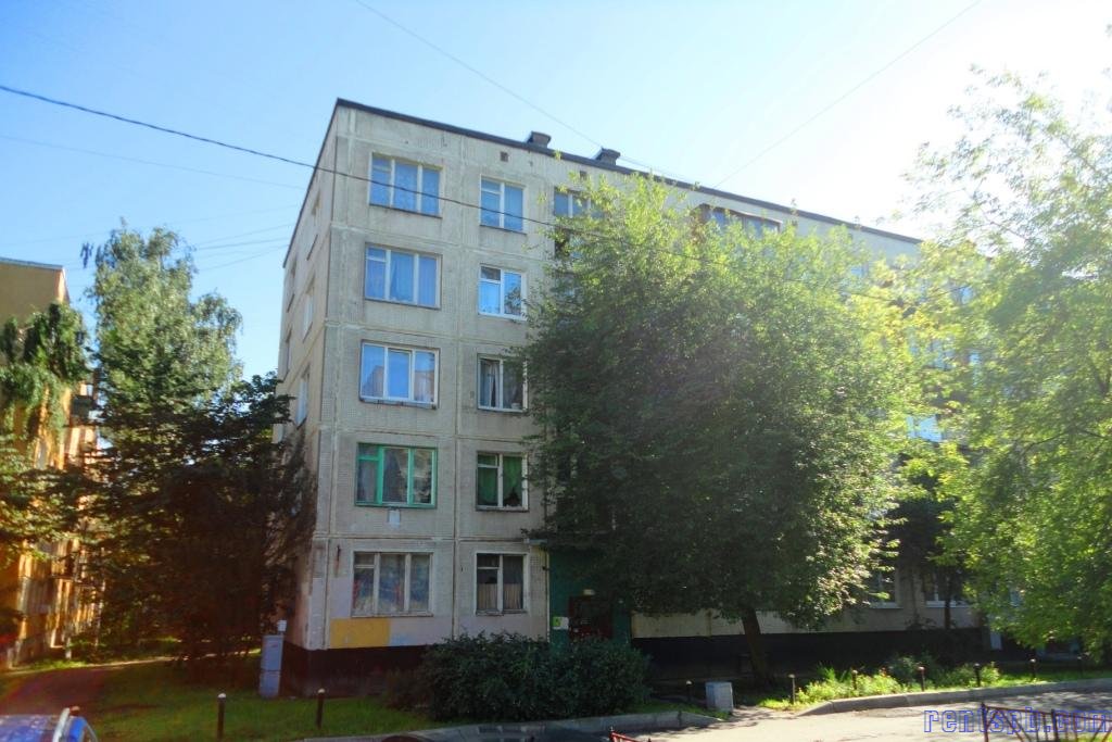 Сдам у метро квартиру , Бухарестская улица, 27к2