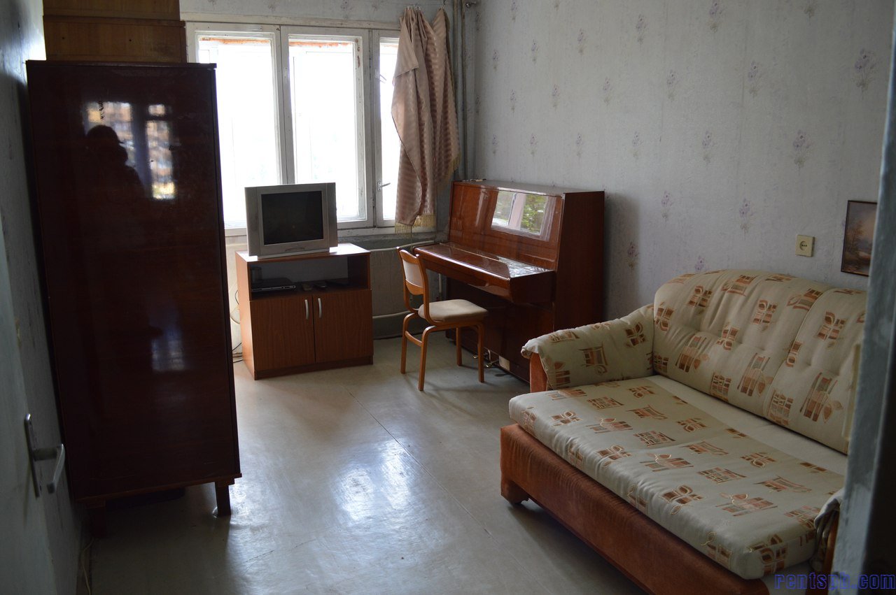 Сдается 2 ком-я квартира Петергофское шоссе д.13, кор. 1