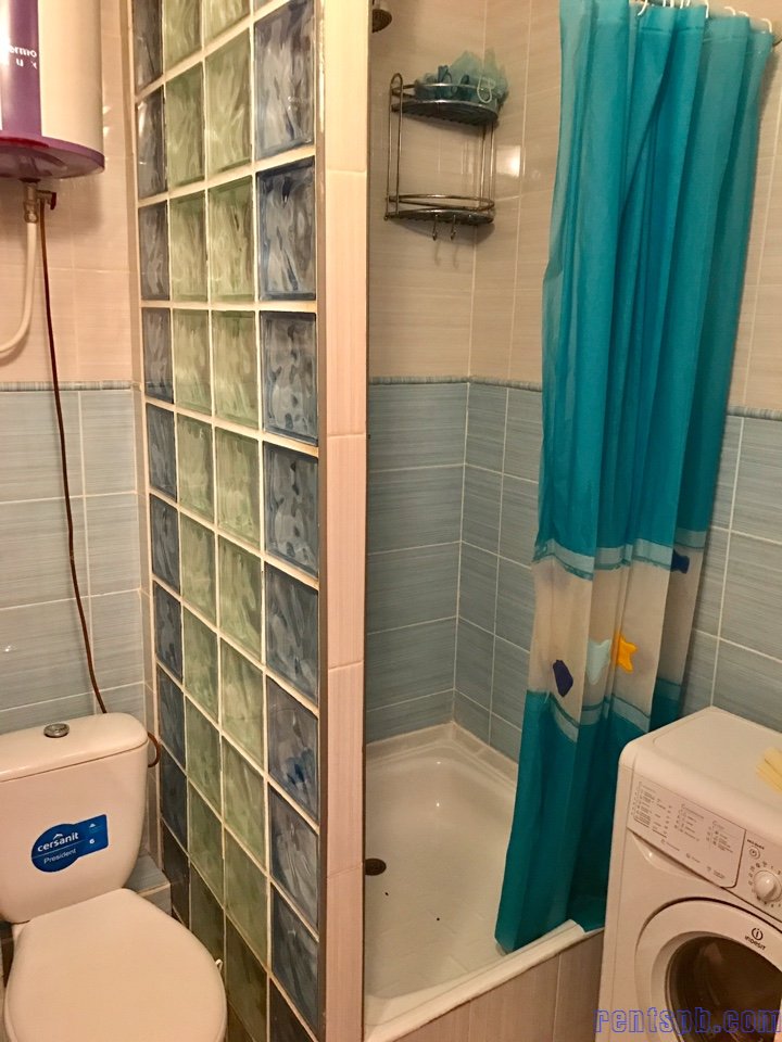 Сдаю Pink apartment на 1-2 месяца  у метро Звездная. Любой срок.