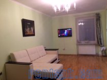 Невский проспект 41  квартира элитная у метро с сауной
