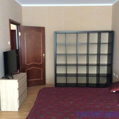 Сдам квартиру  посуточно     
3-к квартира  80 м²  на 2 этаже  7-этажного монолитного дома