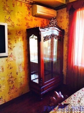 Сдам квартиру     
4-к квартира  169 м²  на 16 этаже  16-этажного кирпичного дома