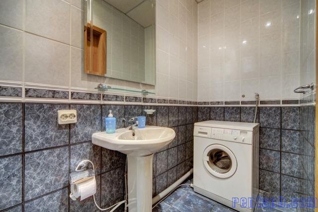Сдам квартиру  посуточно     
3-к квартира  120 м²  на 2 этаже  6-этажного кирпичного дома