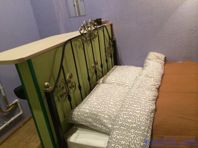 Сдам комнату  посуточно     
Комната 16 м²  в 5-к квартире  на 2 этаже  3-этажного кирпичного дома