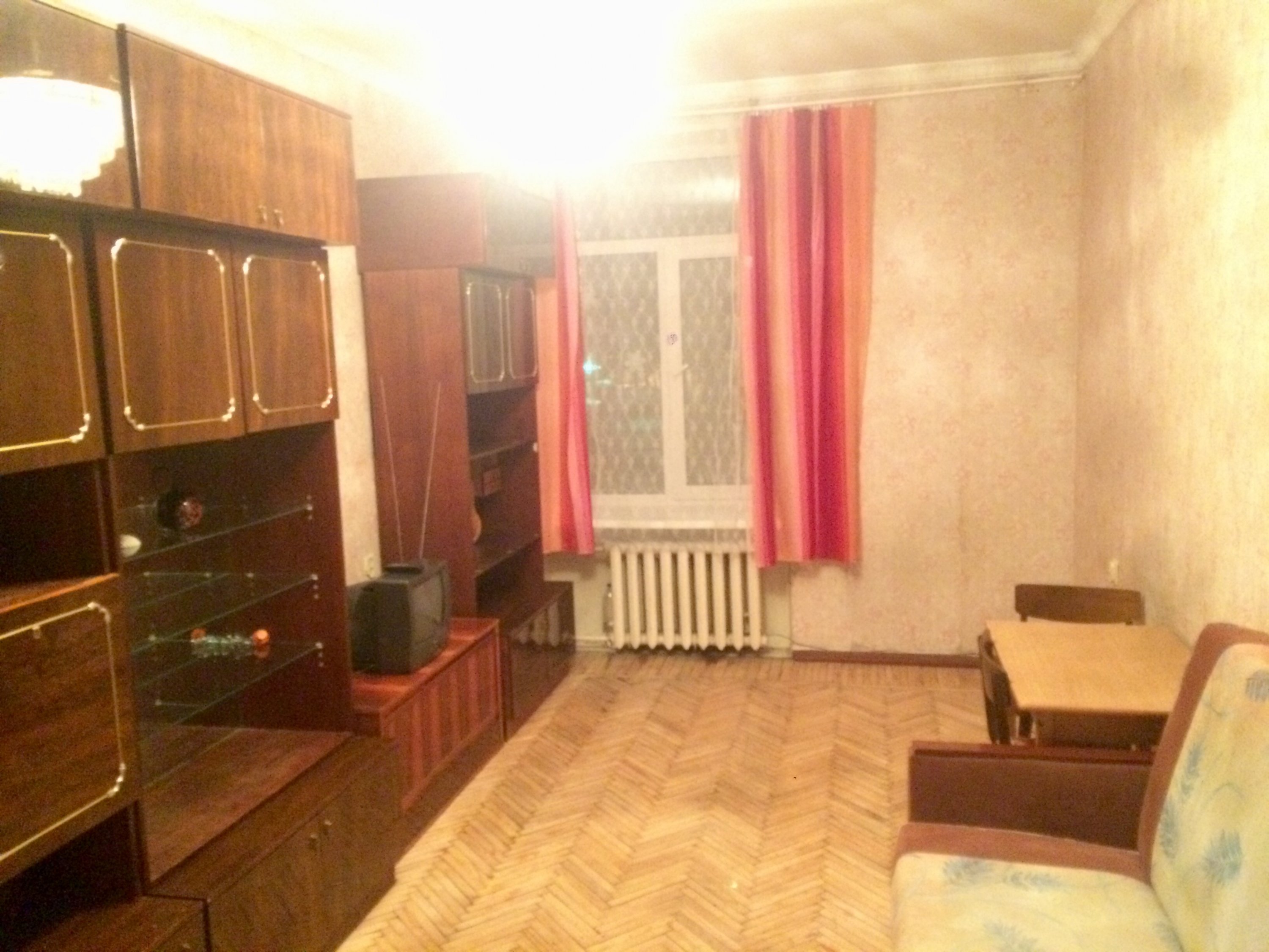 рядом с Удельным парком и метро Пионерская пр. Энгельса  д.28
