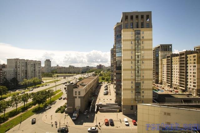 Продам квартиру     
4-к квартира  150.1 м²  на 9 этаже  12-этажного монолитного дома