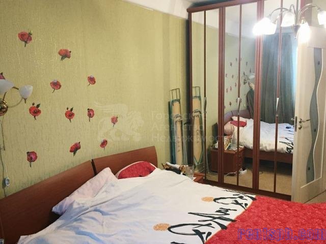 Продам квартиру     
4-к квартира  93 м²  на 1 этаже  5-этажного панельного дома