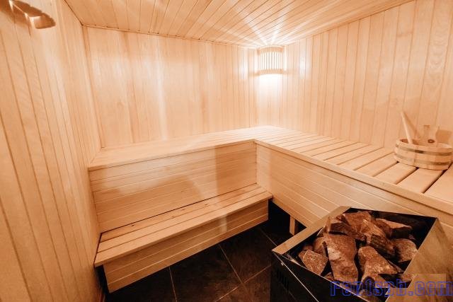Сдам  дом  посуточно     
1-этажный дом 80 м²  ( брус )  на участке 12 сот.  , Рябовское шоссе  , 5 км до города