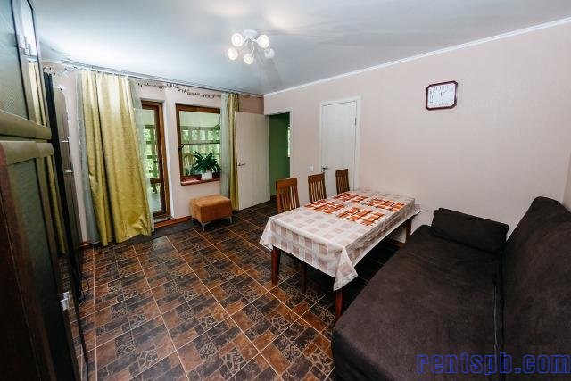 Сдам  дом  посуточно     
1-этажный дом 80 м²  ( брус )  на участке 12 сот.  , Рябовское шоссе  , 5 км до города