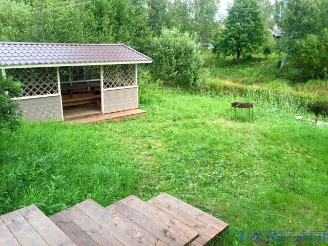 Сдам  коттедж  посуточно     
2-этажный коттедж 120 м²  ( брус )  на участке 12 сот.  , Мурманское шоссе  , 70 км до города