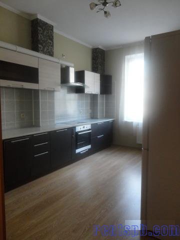 Сдам квартиру     
2-к квартира  85 м²  на 7 этаже  12-этажного кирпичного дома