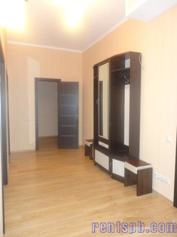 Сдам квартиру     
2-к квартира  85 м²  на 7 этаже  12-этажного кирпичного дома