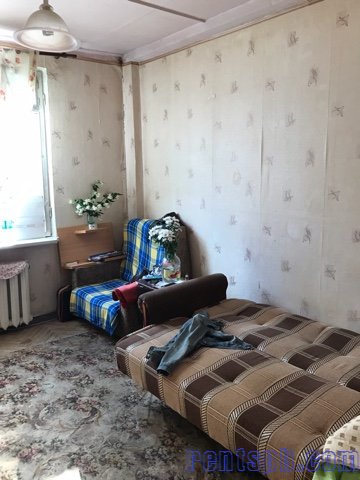 у метро Ломоносовская   62 метра ул. Седова 102  недорого!