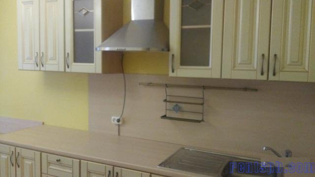 Сдам квартиру     
4-к квартира  113 м²  на 1 этаже  10-этажного монолитного дома