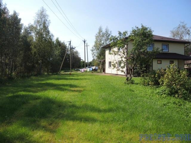 Сдам  коттедж  посуточно     
2-этажный коттедж 65 м²  ( брус )  на участке 40 сот.  , Приозерское шоссе  , 49 км до города