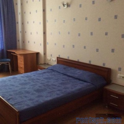 Сдам квартиру  посуточно     
3-к квартира  80 м²  на 2 этаже  7-этажного монолитного дома