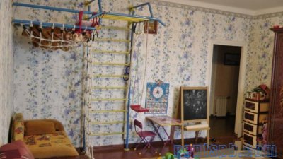 Продам квартиру     
2-к квартира  76 м²  на 6 этаже  6-этажного кирпичного дома