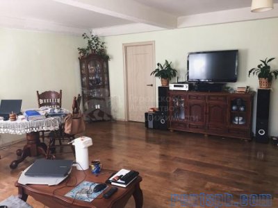 Продам квартиру     
4-к квартира  93 м²  на 1 этаже  5-этажного панельного дома