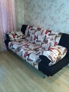 У метро Елизаровскаяс видом на сад