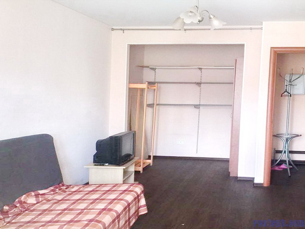 Сдам  квартиру в н/доме пр. Дунайский 28