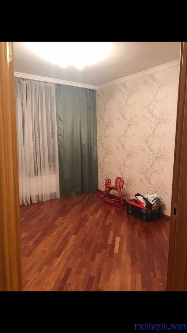 Сдаю квартиру видовую, расположена в парковой зоне.