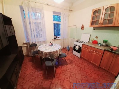 Сдаем отличную комнату в трехкомнатной квартире