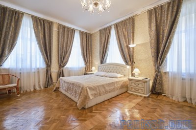 СДАМ в ПИТЕРЕ квартиру посуточно рядом с метро