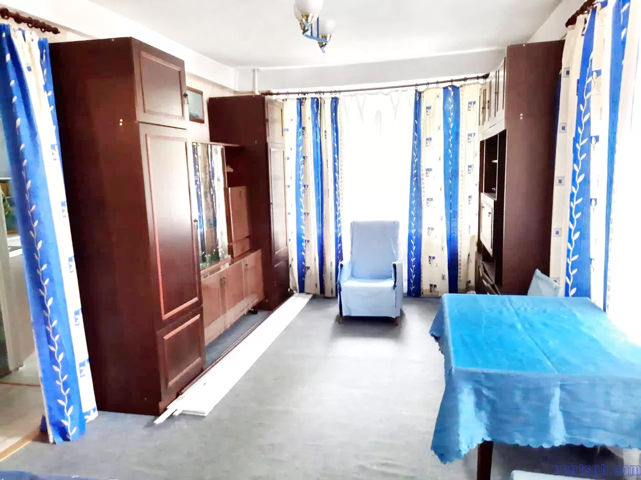 Продам квартиру у метро Елизаровская ул. Ольминского 16