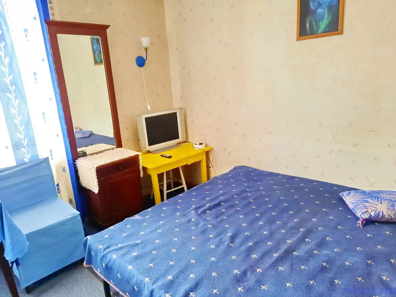 Продам квартиру у метро Елизаровская ул. Ольминского 16