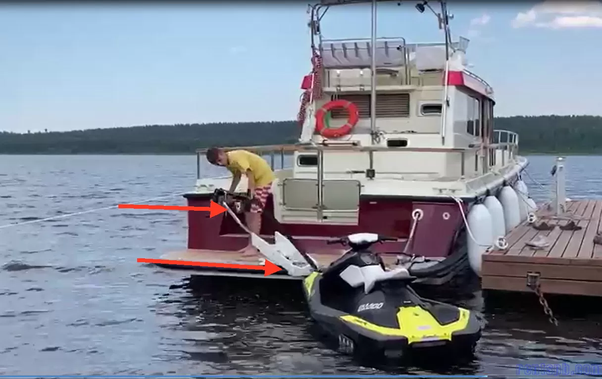 Подъемники для гидроциклов и лодок. Кран, лифт, boat lift, watercraft.