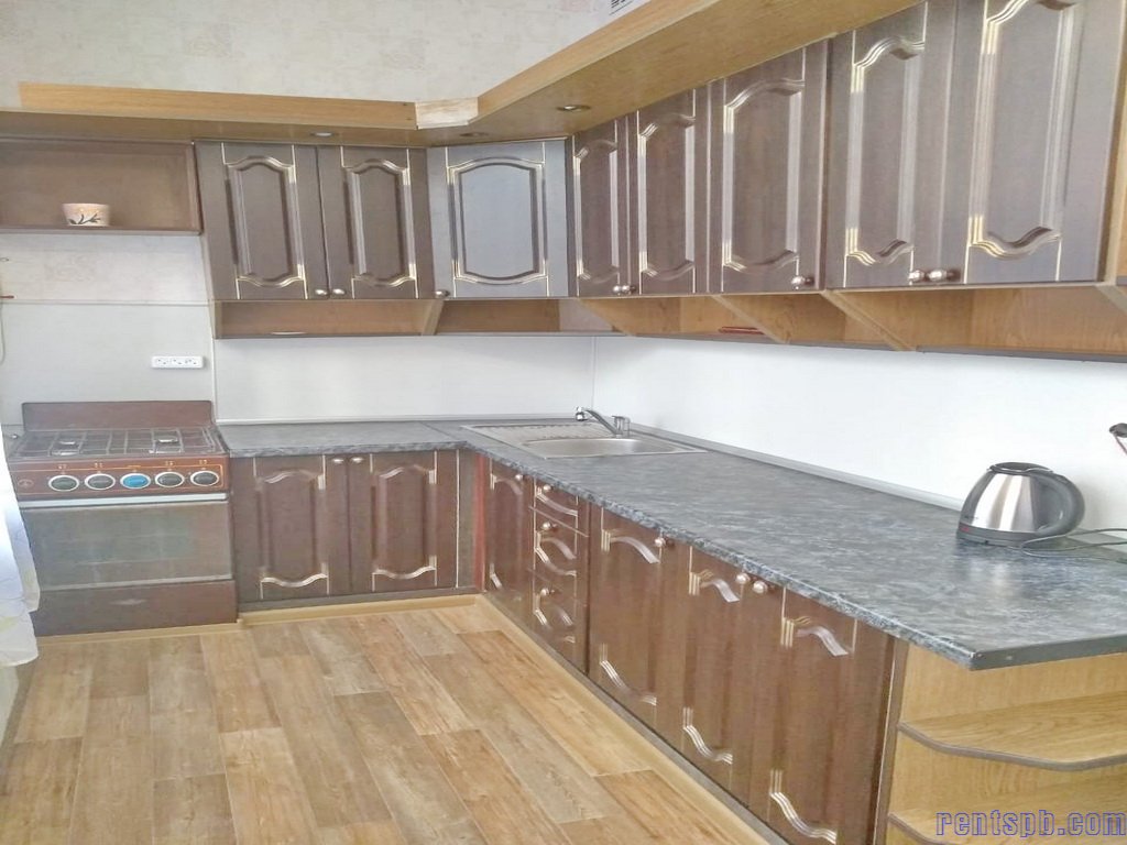 Сдам квартиру Некрасова 38 угол Литейный 1