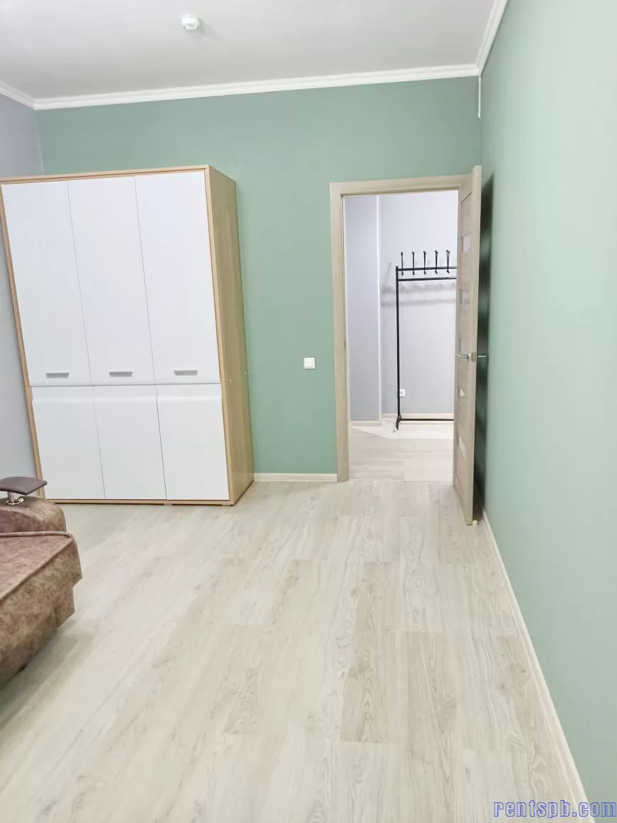 Сдам квартиру в новом доме ЖК Комендантский  все новое Парашютная ул