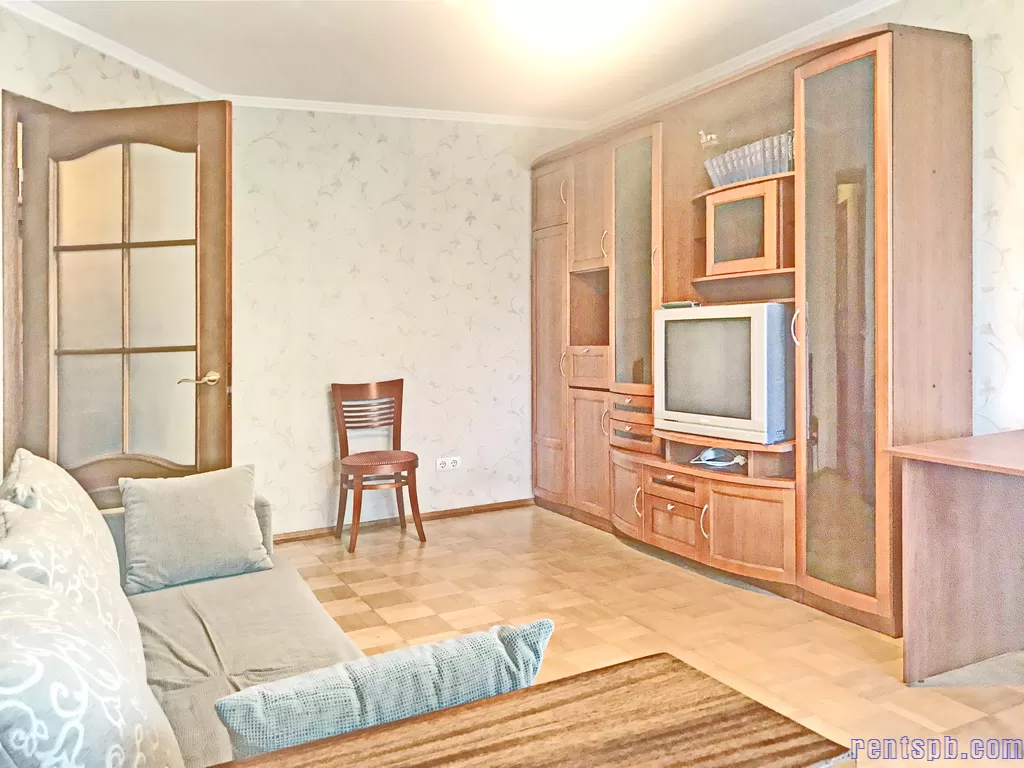 Квартира  Василеостровский район  пр. Кима 4