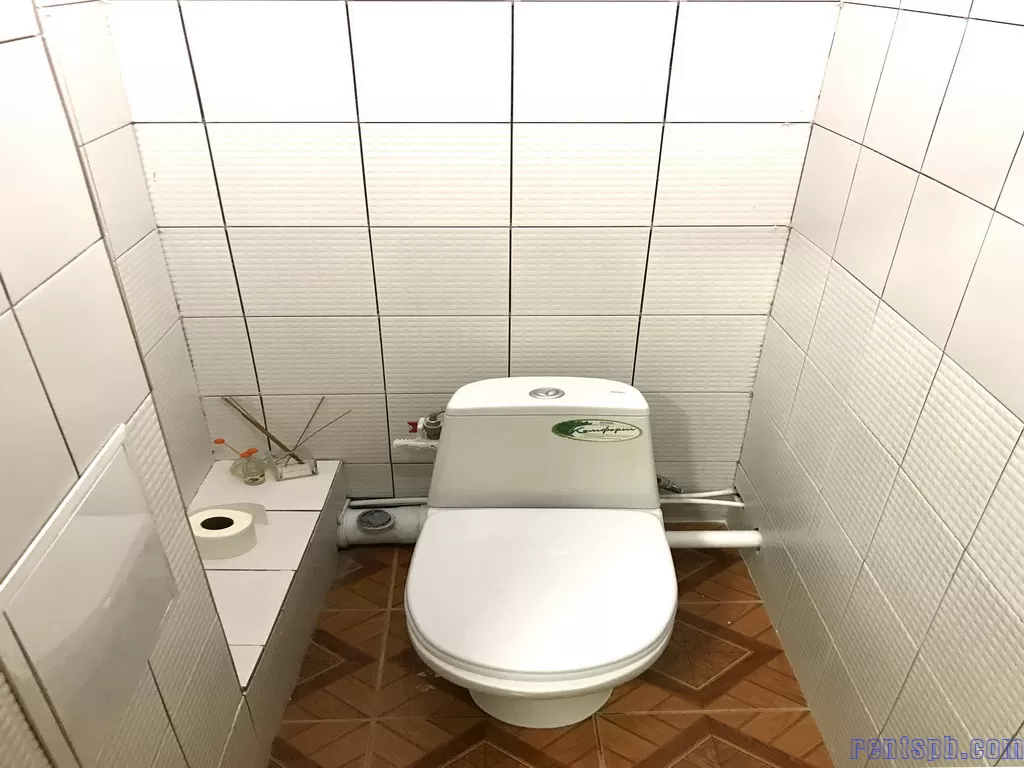 СДАМ у метро Елизаровская  квартиру  на  любой срок   ул.Ткачей 4 к.2