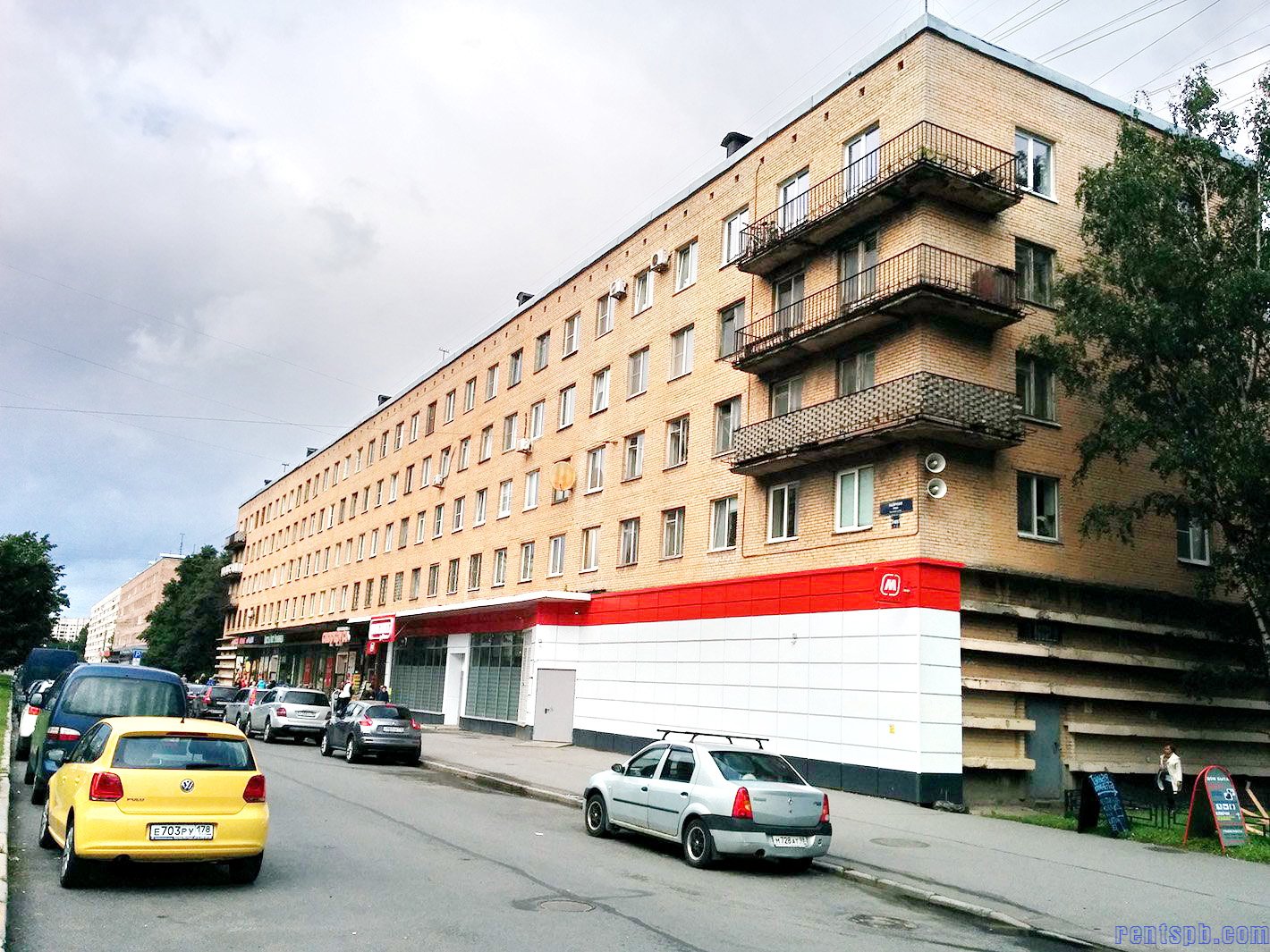 Предлагается в аренду уникальная кв-ра   Наличная 35 к 1