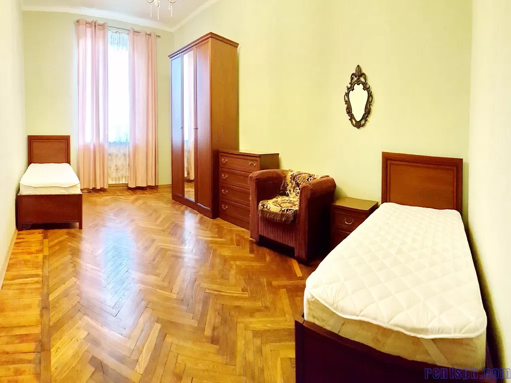 Сдам 3 ком.квартира  Московский пр 135