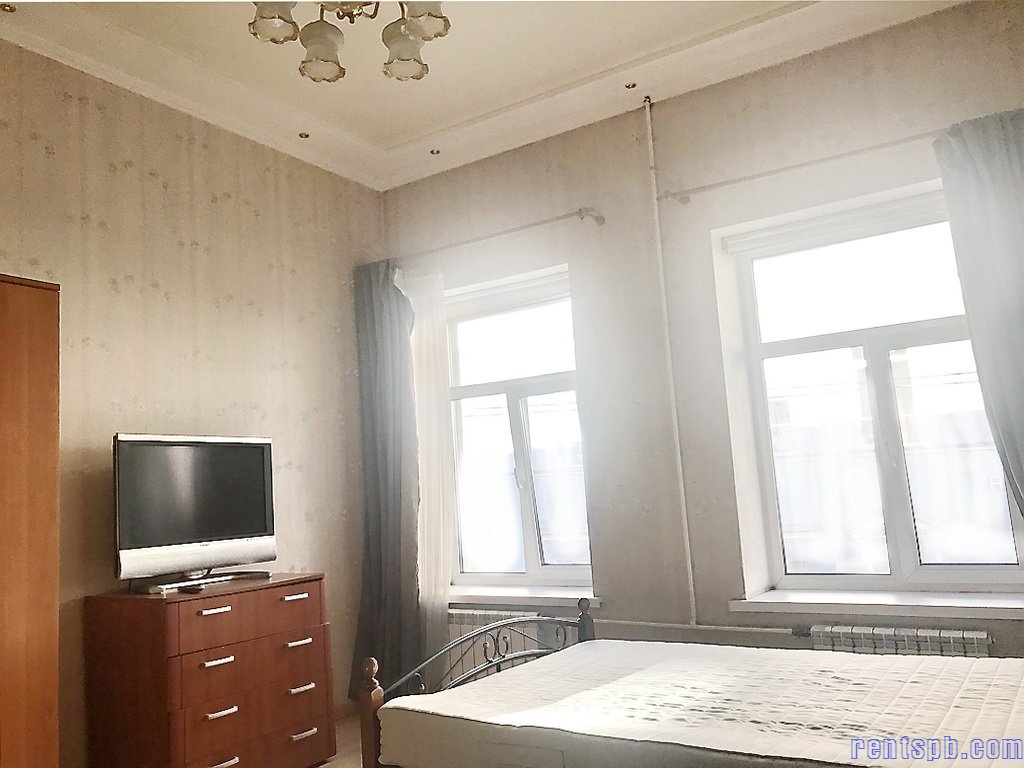Сдается я квартира с евро ремонтом ул. Казанская 34   /Гривцова