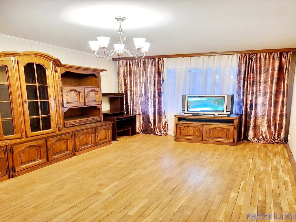 Сдам 3 ком.кв.пр. Ветеранов/ Лени Голикова 52.к 3