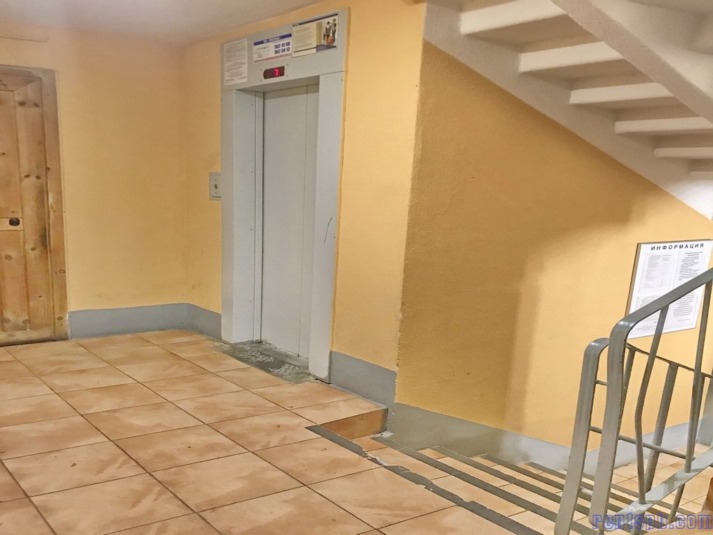 Квартира в аренду в 3 к.кв. Дунайский проспект 42/79 к 1