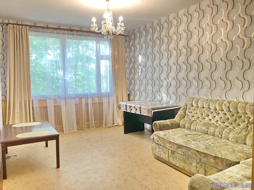 Квартира в аренду в 3 к.кв. Дунайский проспект 42/79 к 1
