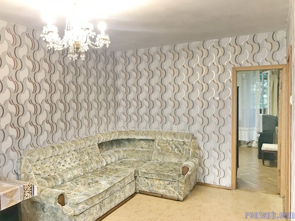 Квартира в аренду в 3 к.кв. Дунайский проспект 42/79 к 1