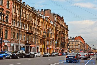 квартира в центре  с парковкой ул. Марата 18