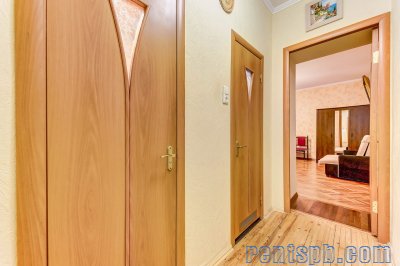 квартира в центре  с парковкой ул. Марата 18