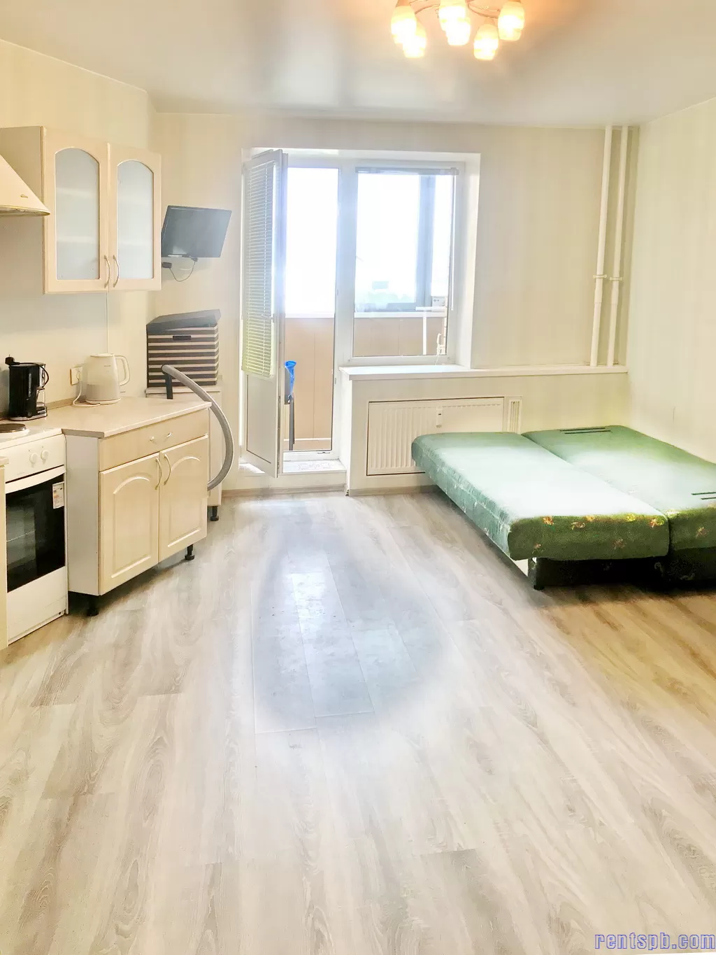 продам студию у метро Девяткино  в Мурино, Привокзальная площадь, 1Ак2