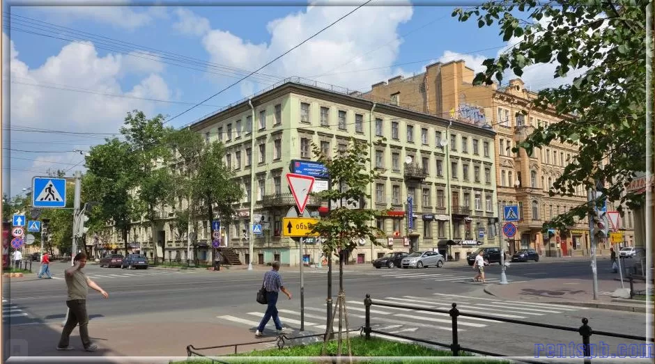 大学附近地铁附近出租公寓  附近关闭  列宾美术学院（академия Репина ）